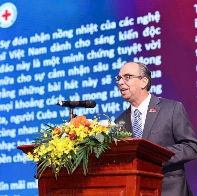 Tình Đoàn Kết Việt Nam - Cuba Là Mệnh Lệnh Của Trái Tim